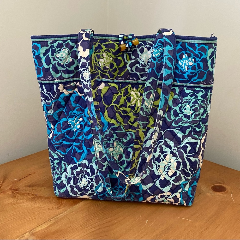 Vera Bradley Tote